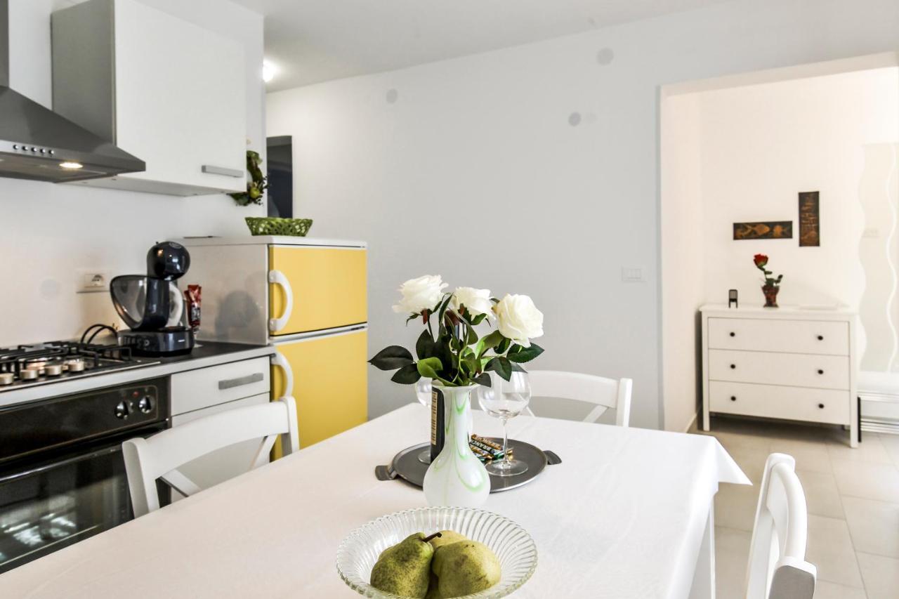 Apartment Anna Umag Eksteriør bilde